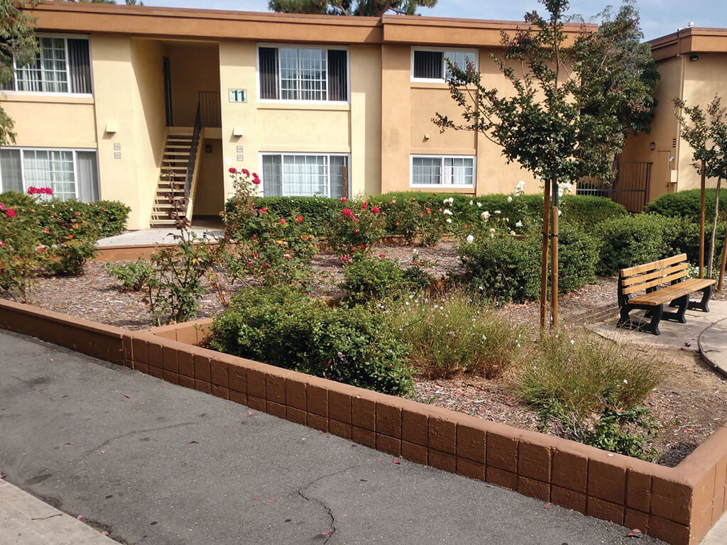 Exterior Courtyard at Park Villas Apartments in National City